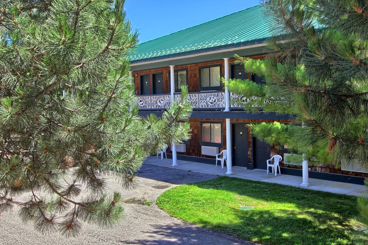 The Legend Cottage Inn Bellaire Extérieur photo